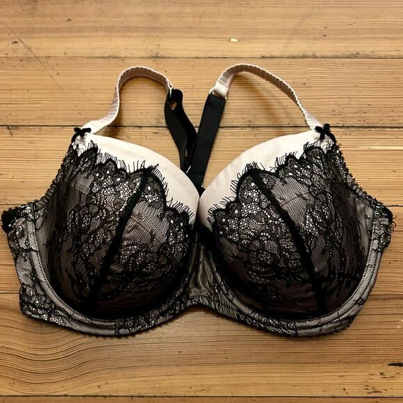 Dita Von Teese Bra. Size 40D. - Picture 2 of 15